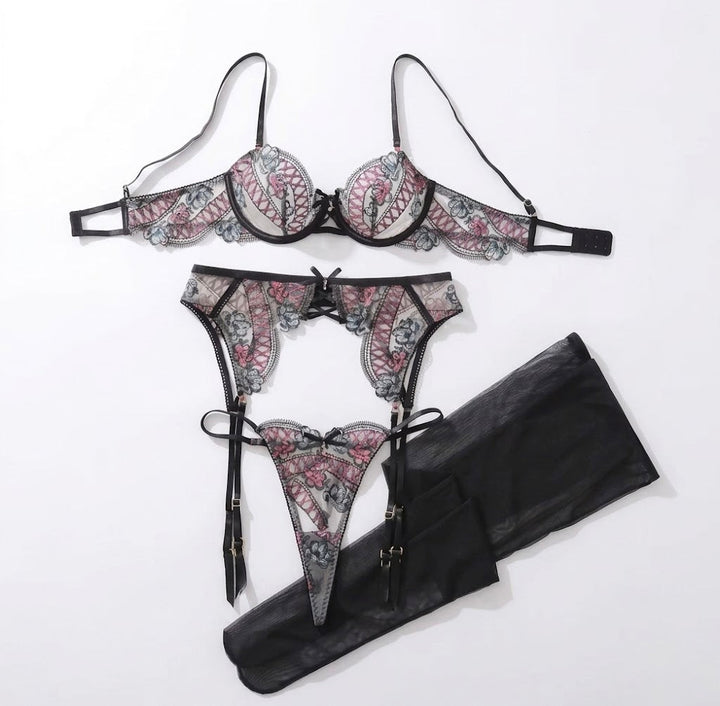 Lyanna Lingerie Set