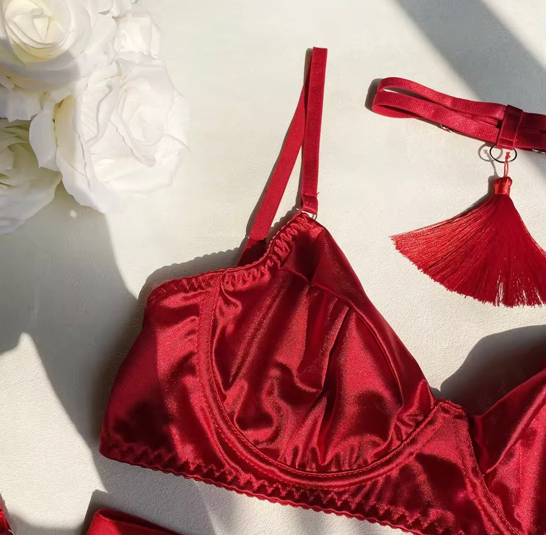 Hayra Lingerie Set